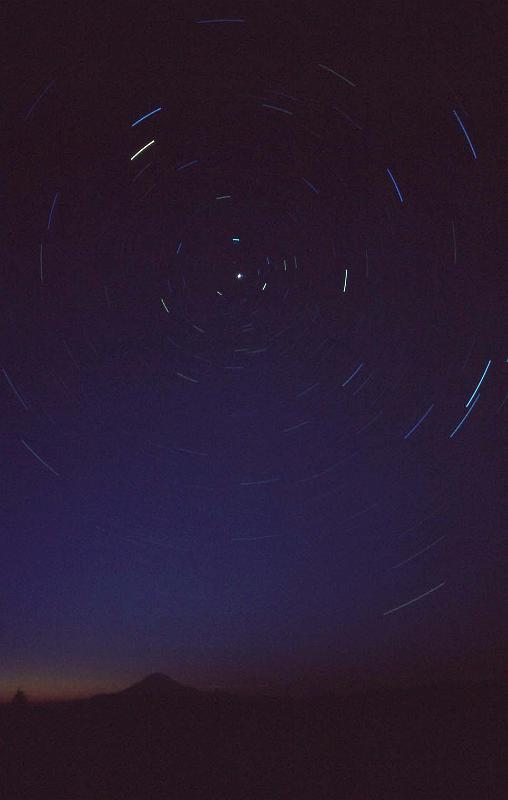 1995-07 White Salmon Jeanne and Steves Cabin 04 Mt Adm Star Trks.jpg